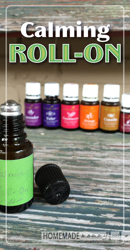 Need to de-stress? Check out this calming roll-on blend! | www.homemademommy.net